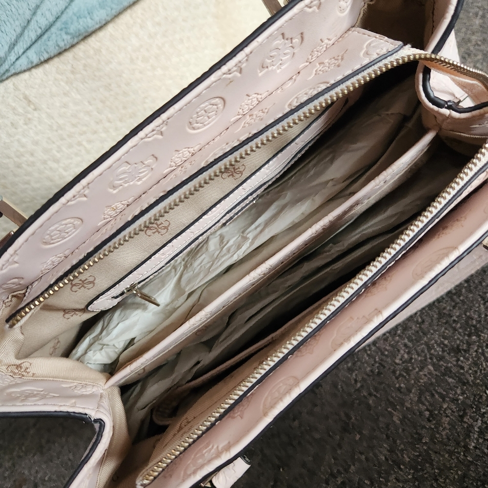 Guess Purse
